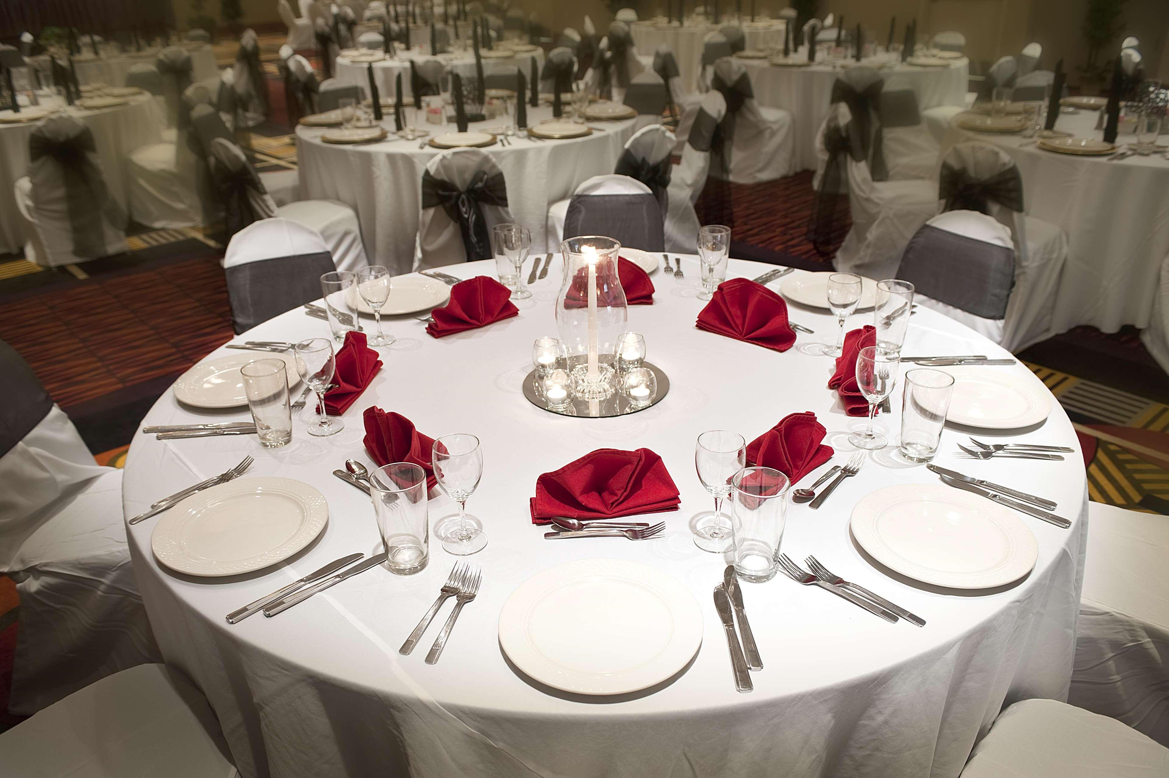 Hilton Garden Inn Dfw Airport South Irving Restaurant photo