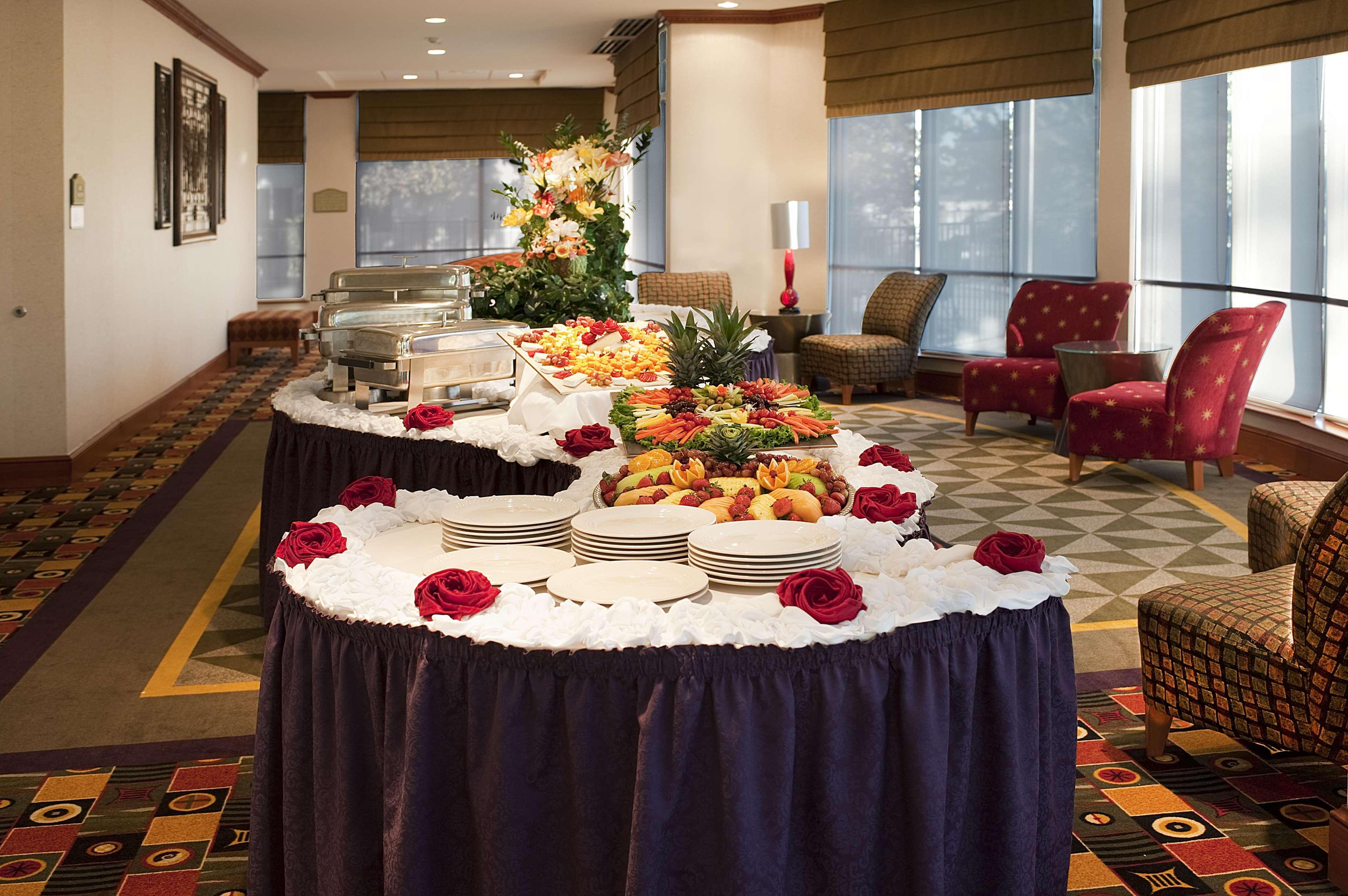 Hilton Garden Inn Dfw Airport South Irving Restaurant photo
