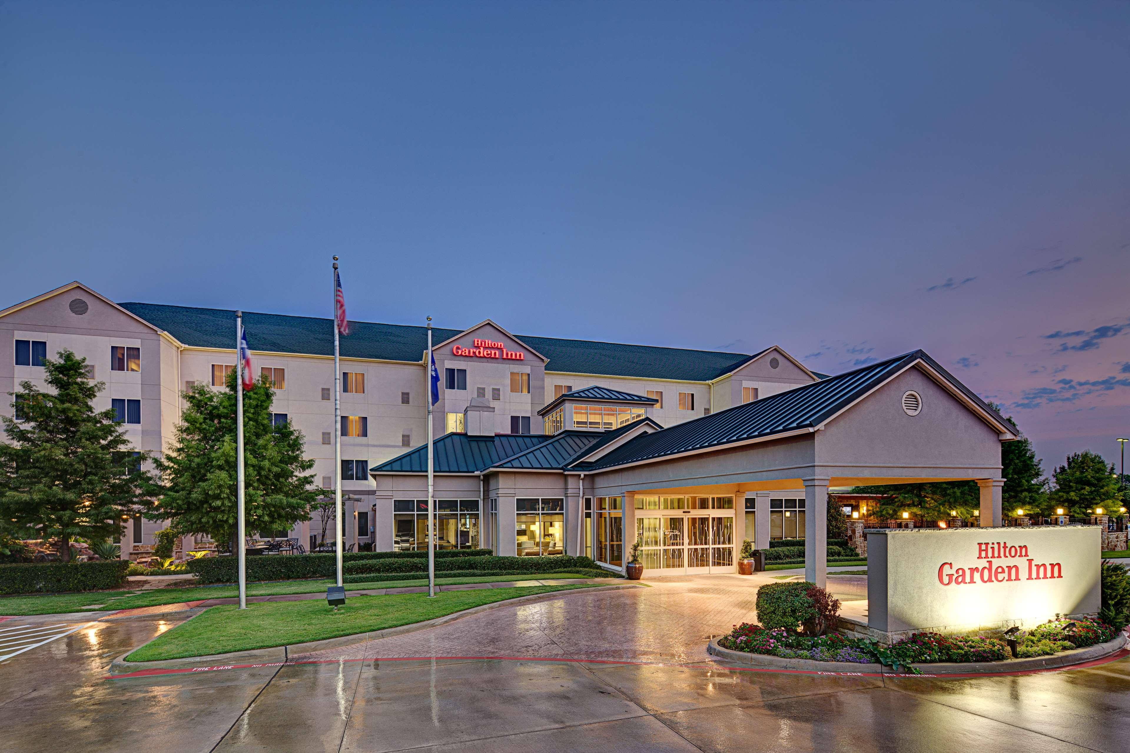 Hilton Garden Inn Dfw Airport South Irving Exterior photo