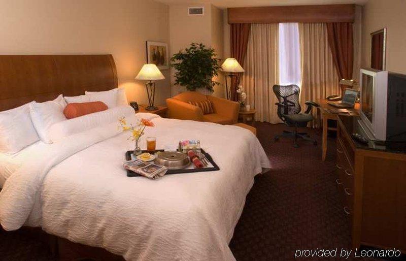 Hilton Garden Inn Dfw Airport South Irving Room photo